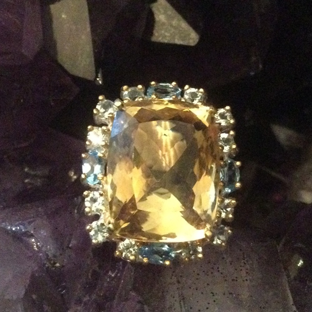 Exquisite 30 CTW of Genuine Citrine & Topaz Ring - Picture 4 of 17